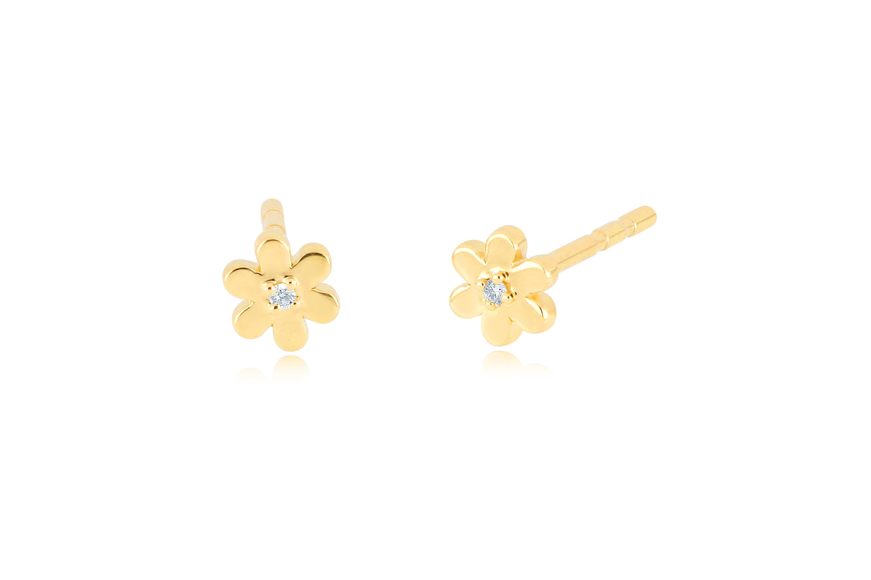 Baby Daisy Stud Earring